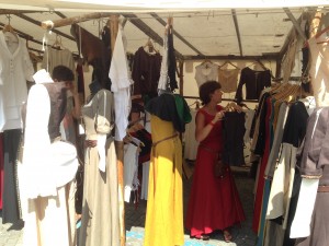 Les robes et tuniques médiévales proposées