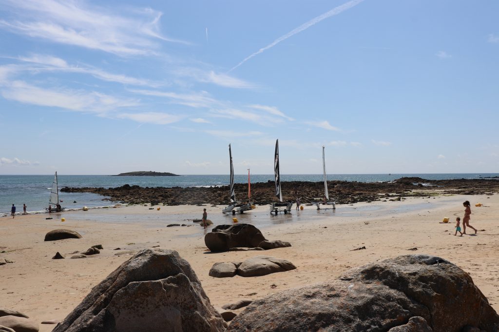 Plage de Kerouriec - Ecole de voile